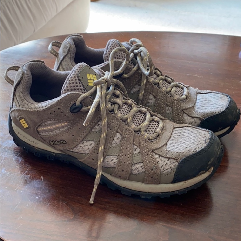 Columbia hiking sneakers